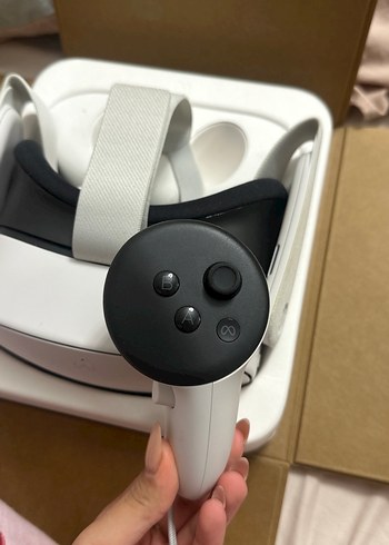 Meta Quest 3S 128GB VR Oyun Konsolu - Görsel 8