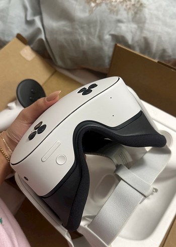 Meta Quest 3S 128GB VR Oyun Konsolu - Görsel 5