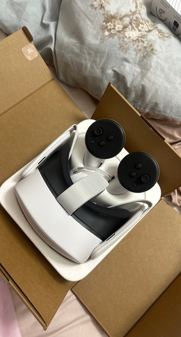 Meta Quest 3S 128GB VR Oyun Konsolu - Görsel 4