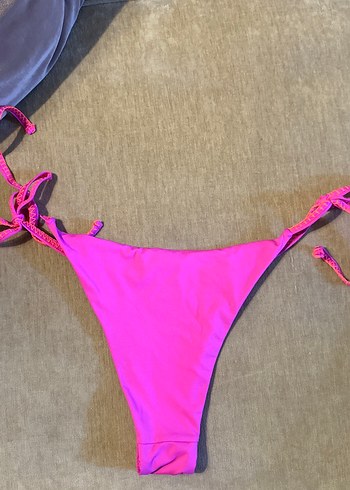 m Beden Pembe Bağlamalı İnce Askılı Bikini Altı