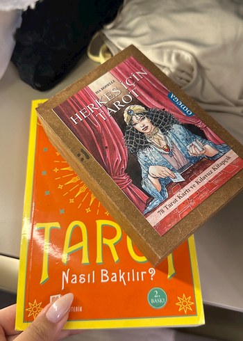 Herkes İçin Tarot ve Nasıl Bakılır Kitapları