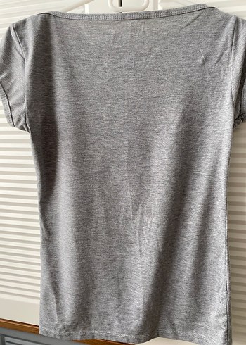 m Beden Gri Kısa Kollu Kadın Tshirt