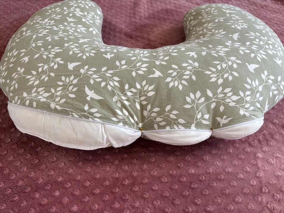 Bordo Zeminde Gri Desenli Hamile Emzirme Yastığı - Görsel 3