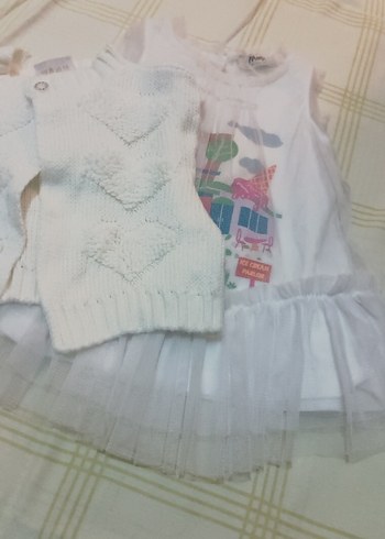 iki adet bebek kıyafeti - Görsel 3