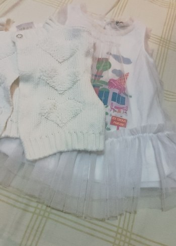 iki adet bebek kıyafeti - Görsel 4