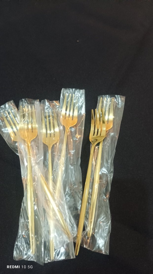 Altın Renkli 6'lı Tatlı Çatalı Seti - Görsel 2