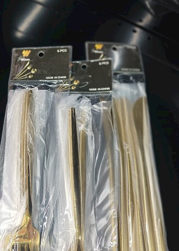 Parlak Altın Renkli Çatal Kaşık Seti 30, parca - Görsel 3