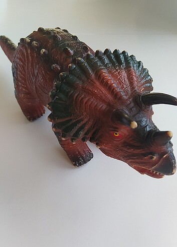 Dinozor 