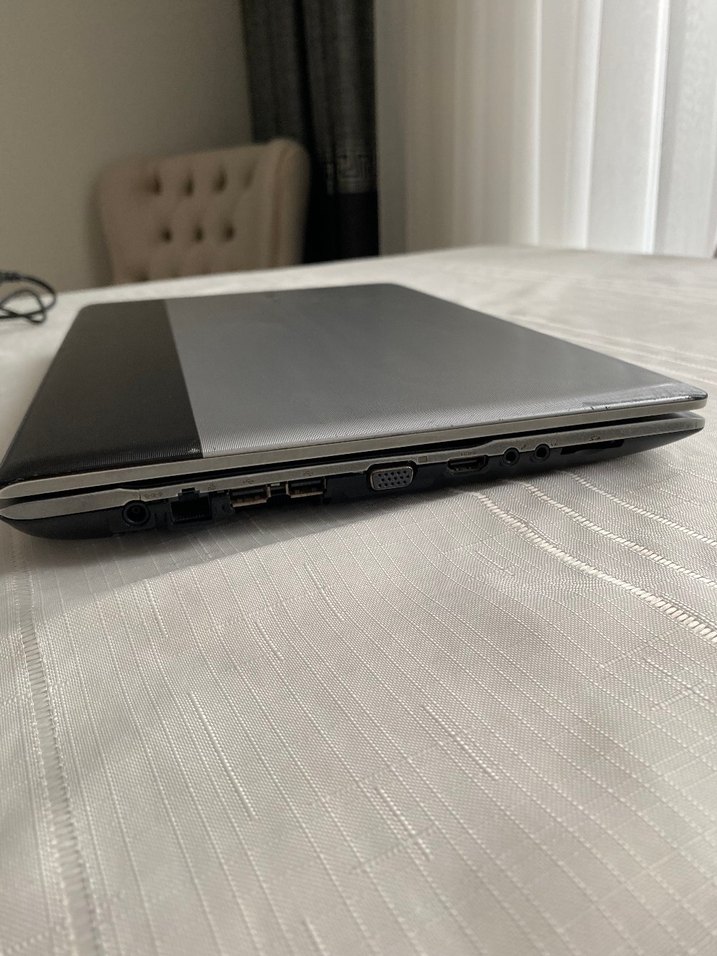 Samsung RV520 Laptop - Görsel 4