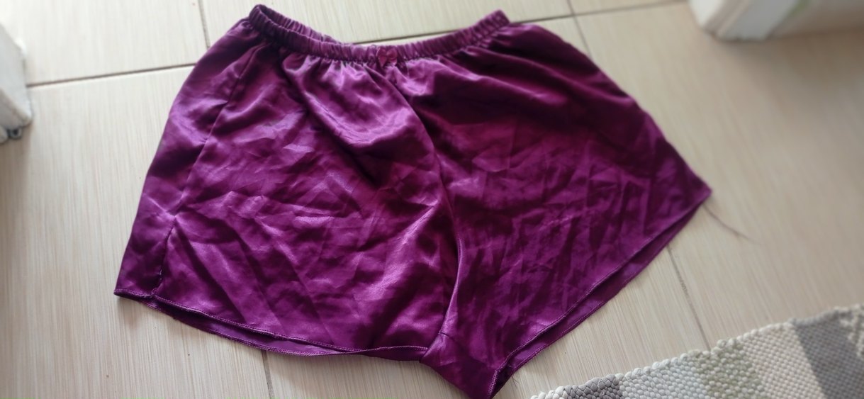 Düğmeli Siyah Saten Hamile Şortu - Görsel 5