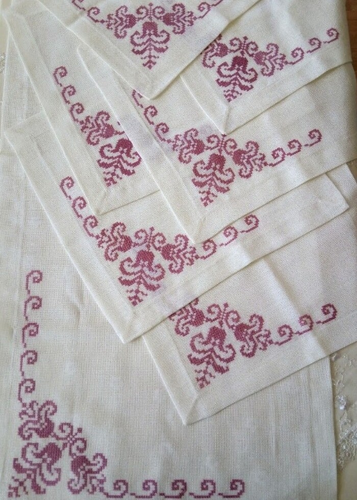 Kanaviçe yemek masası takımı 6 peçete 1 runner - Görsel 3