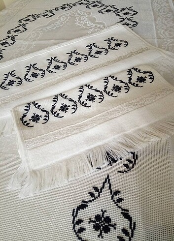 Çeyizlik kanaviçe seccade takımı - Görsel 2