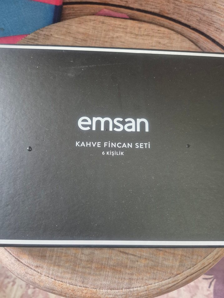 Beyaz Porselen İnce Kenarlı Fincan ve Tabak Seti - Görsel 4