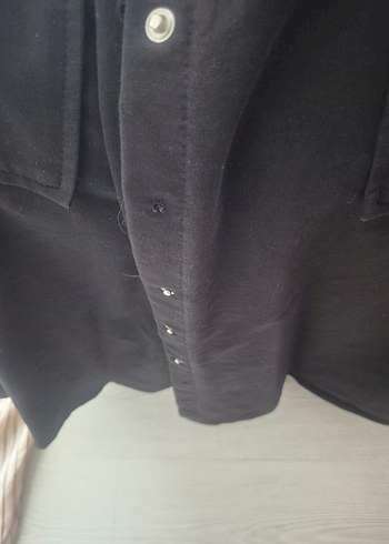 Düğmeli Siyah Uzun Kadın Kap - Görsel 5