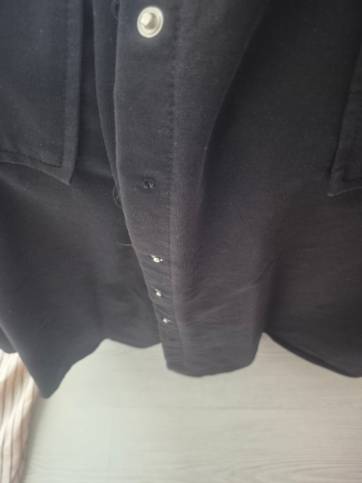 Düğmeli Siyah Uzun Kadın Kap - Görsel 5