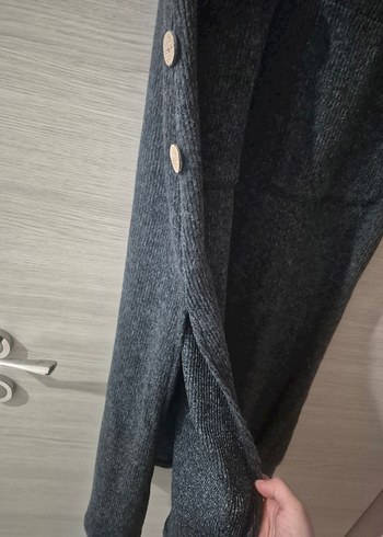 Gri Düğmeli Uzun Kolsuz Kadın Elbise - Görsel 3