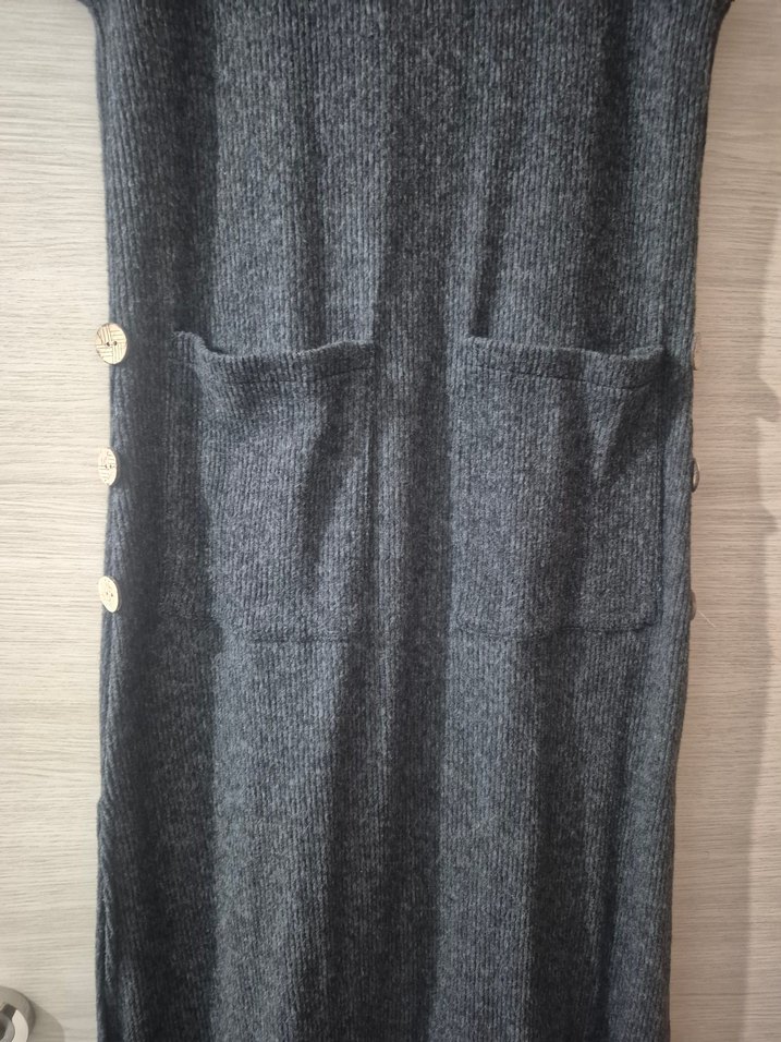 Gri Düğmeli Uzun Kolsuz Kadın Elbise - Görsel 2