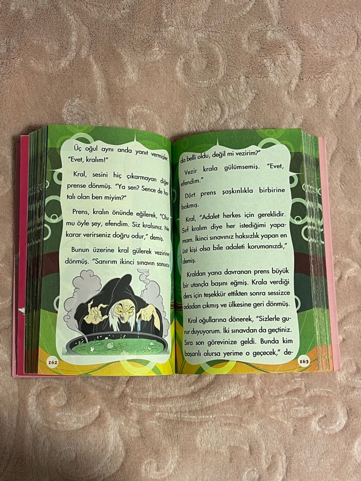 Çilek Kokulu Masallar - Çocuk Kitabı - Görsel 3