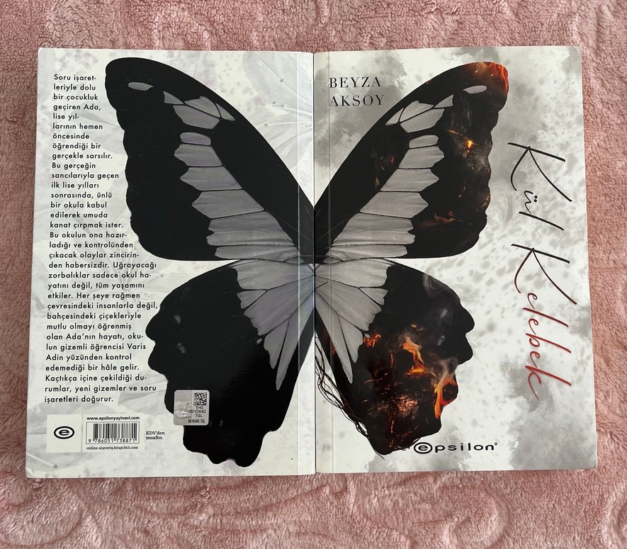 Beyza Aksoy- Kelebeği Öldürmek ve Kül Kelebek
Karton Kapak - Görsel 3