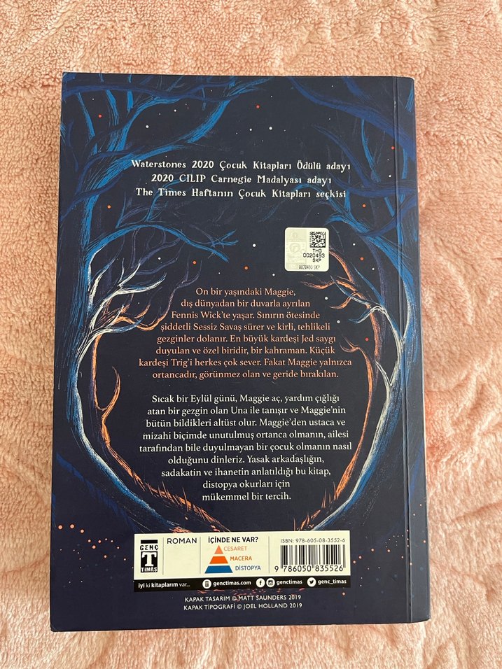 Kirsty Applebaum - Ortanca - Görsel 2