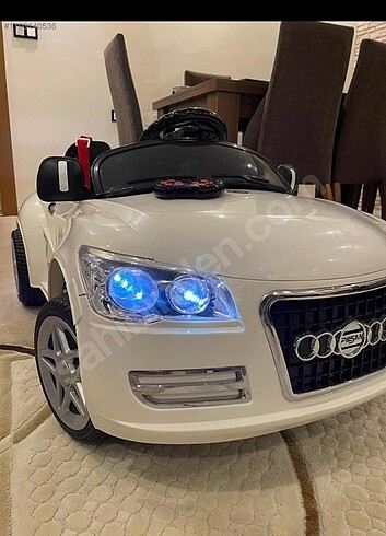 Audi 12 volt akülü araba