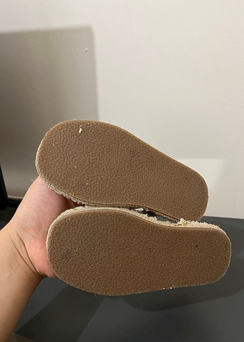 Nakışlı Beyaz Kız Çocuk Sandalet Zara - Görsel 6