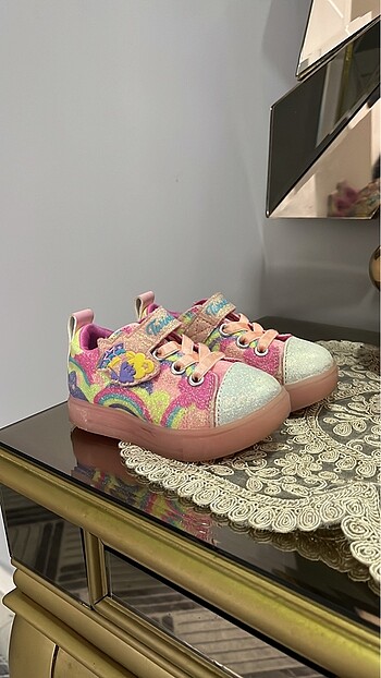 22 Beden Skechers ayakkabı