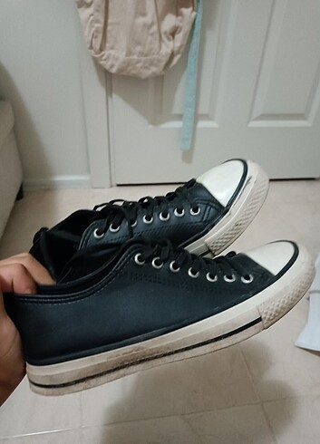 Diğer Deri görünümlü sahte Converse 