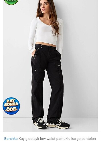 BERSHKA LOW WAIST KAYIŞ DETAYLI PAMUKLU PANTOLON