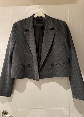 Gri Çizgili Düğmeli Kadın Blazer Ceket