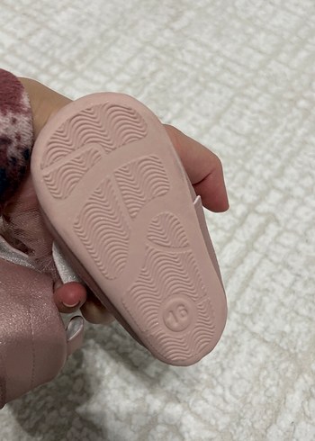 Pembe Fırfırlı Kız Bebek İlk Adım Ayakkabısı - Görsel 2