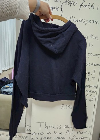 Siyah Yüksek Yakalı Kadın Sweatshirt - Görsel 2