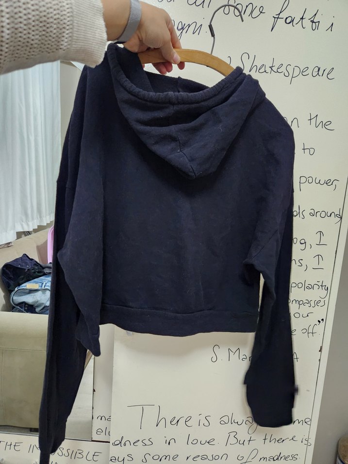 Siyah Yüksek Yakalı Kadın Sweatshirt - Görsel 2