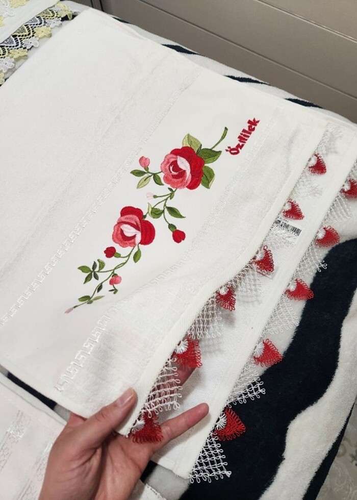 İşlemeli havlu - Görsel 5