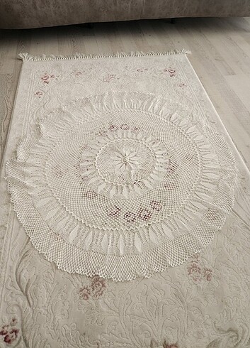 Fiskos masa örtüsü dantelli - Görsel 2