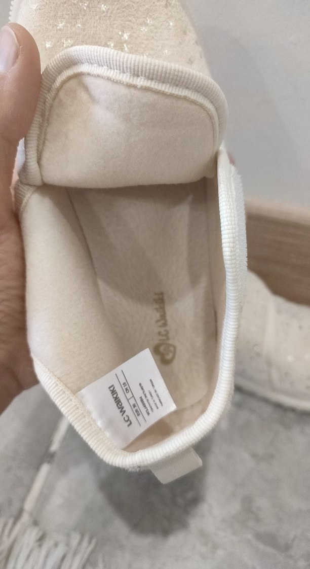 Kız Çocuk Beyaz Sıcak Terlikler Velcro - Görsel 4