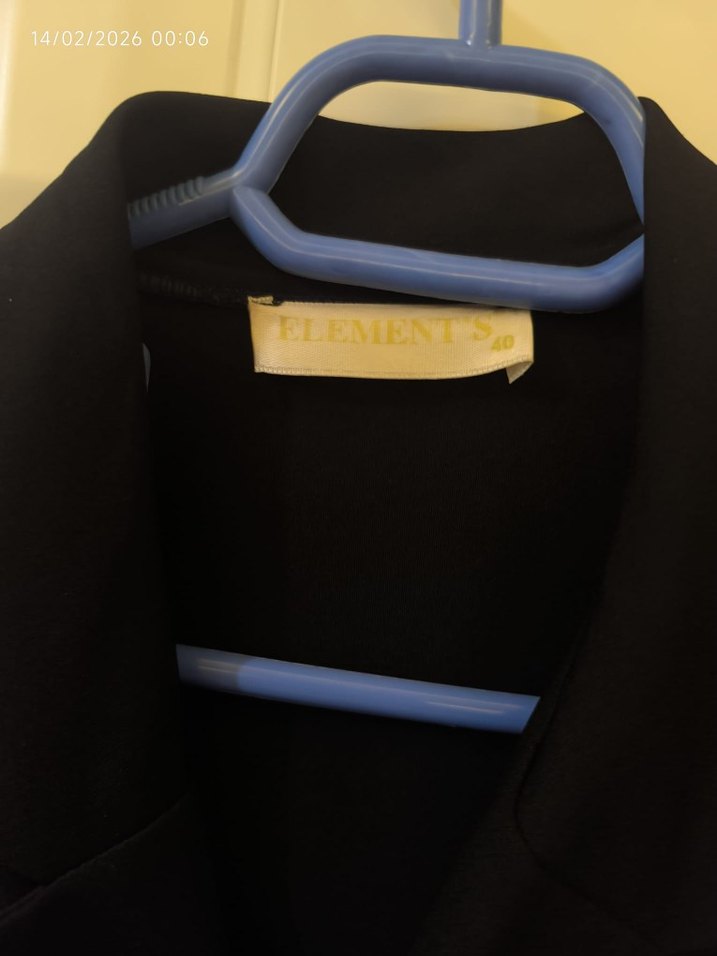 Siyah Düğmeli Uzun Kadın Ofis Kabanı - Görsel 3