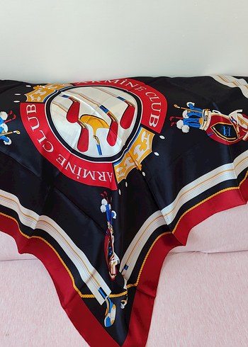 Çok Renkli Baskılı Klasik  ipek eşarp - Görsel 2