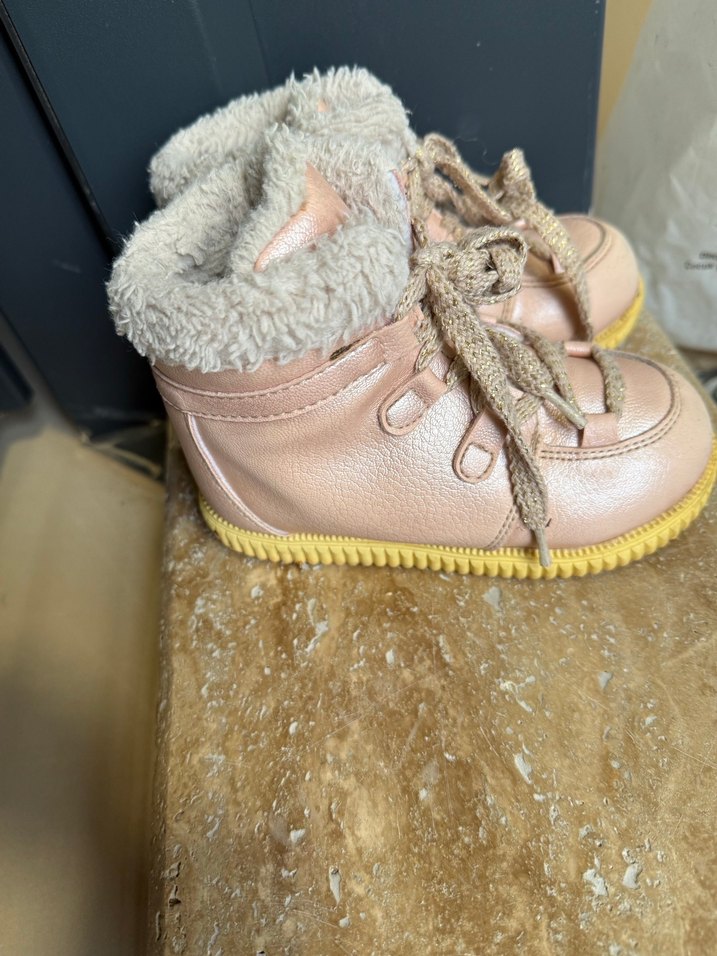 Kız Çocuk Pembe Kürklü Lastik Bot - Görsel 2