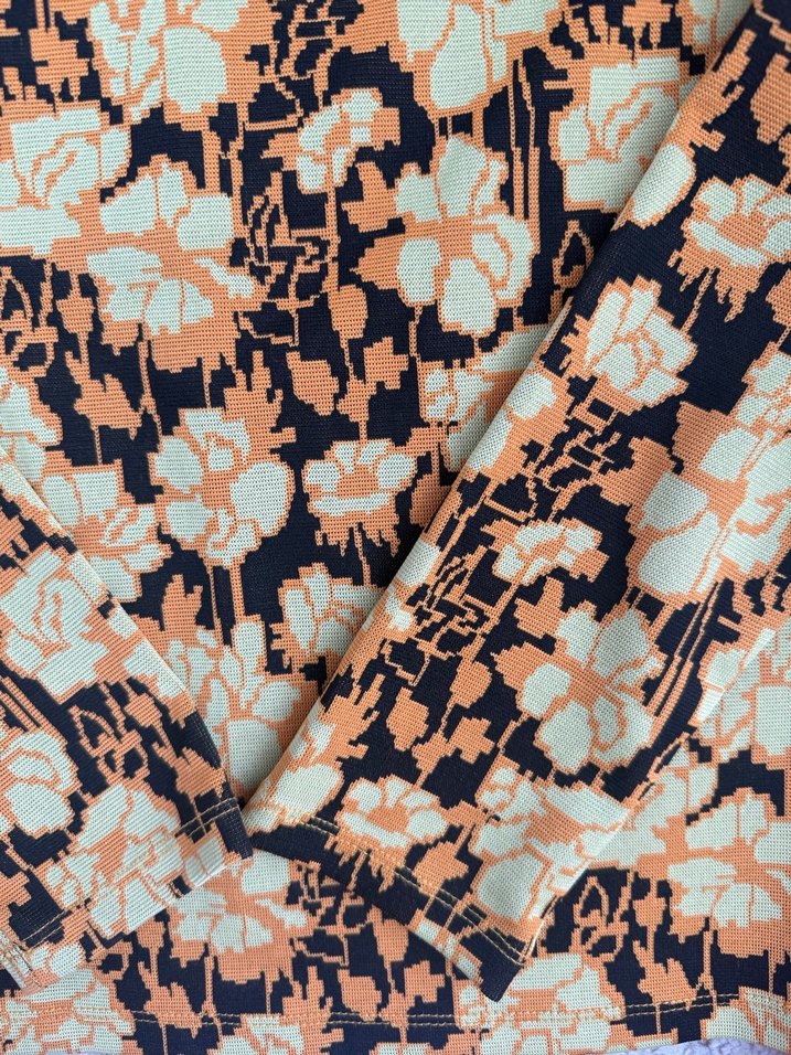 Uzun Kollu, Düğmeli Sarı Bağlama Desenli Bluz - Görsel 3