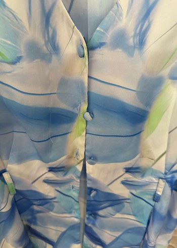 Mavi V Yaka Bağlamalı Kadın Gömlek - Görsel 4