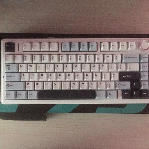 Aula F75