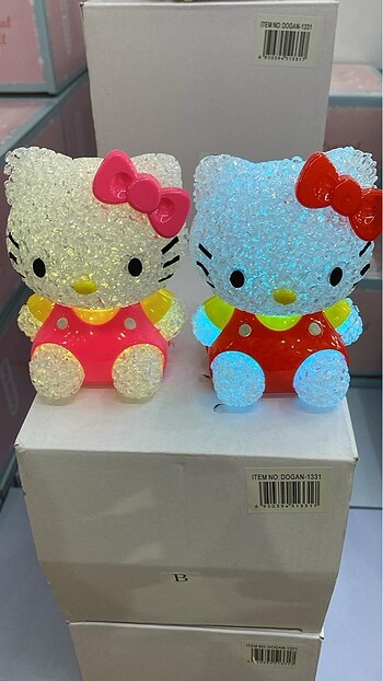 Hello Kitty masa lambası