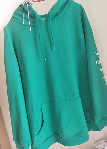 Kapşonlu sweatshirt