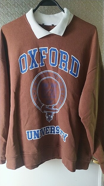 Sweatshirt 