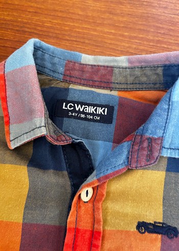 LC Waikiki Erkek Çocuk Çok Renkli Düğmeli Gömlek