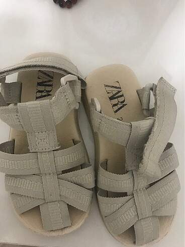 Zara çocuk sandalet