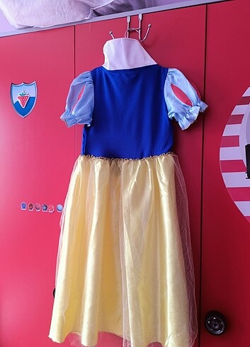 Walt Disney World 5 yaş pamuk prenses kostümü 