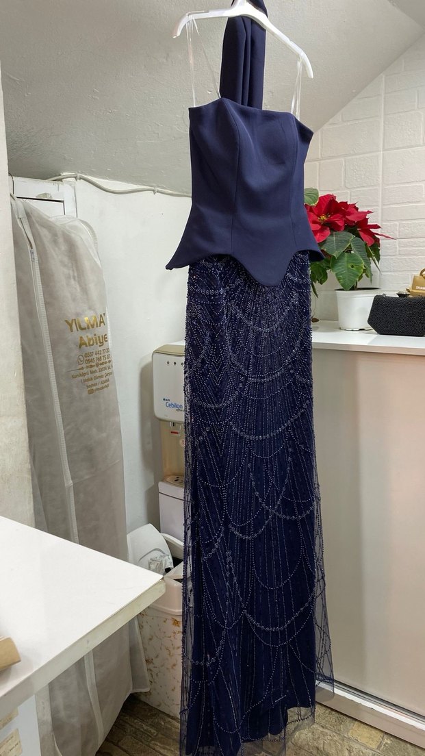 Boncuk İşlemeli Lacivert Uzun Abiye Elbise - Görsel 2