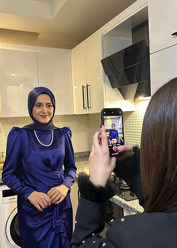 Navy Parlak Uzun Kadın Abiye Elbise - Görsel 2